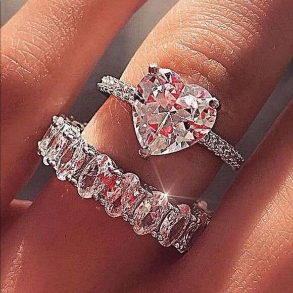 NEW! 18K White Gold Plated Solitaire Heart Shaped Diamond Engagement Ring - Picture 1 of 7